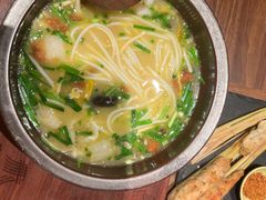 -良米山·云南野生菌过桥米线(上海首店)