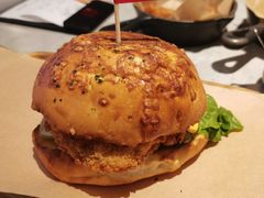 -必胜客(东大桥店)