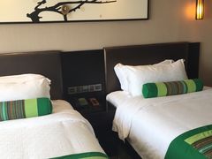 -深圳罗湖东门步行街亚朵X酒店