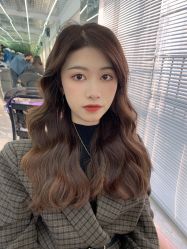 -COMO SALON 烫染可茉发型