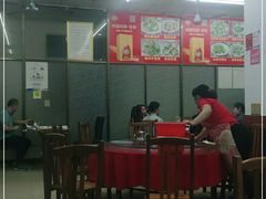 大堂-三亚老渔民海鲜店