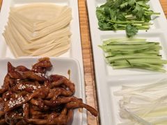 -娜仁图雅蒙古美食村(33小镇店)