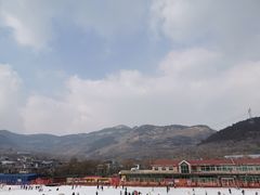 -济南卧虎山滑雪场