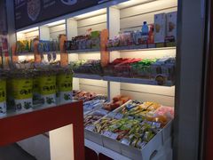 零售区-来伊份(瑞虹天地瑞虹坊店)