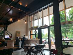 靠窗位-107私厨·牛排馆(龙岗店)