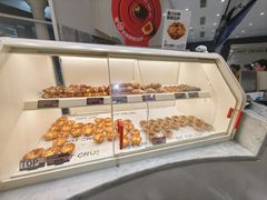 -HOT CRUSH趁热集合·现烤面包(上海环球港店)