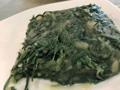 土豆泥拌沙葱-那达慕蒙古风味酒楼