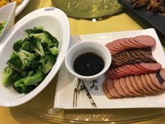 -鱼翅楼·津派砂锅鱼翅(水上公园店)