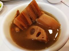 莲藕鸡脚汤（明火例汤）-文记壹心鸡(宝华路店)