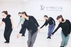 -佑宁舞蹈工作室