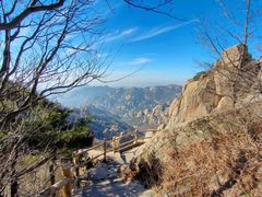 -崂山巨峰游览区