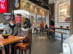 大堂-老妈米线(港龙店)