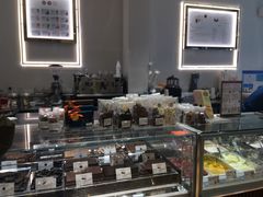 零售区-VENCHI 闻绮(上海佛罗伦萨小镇店)