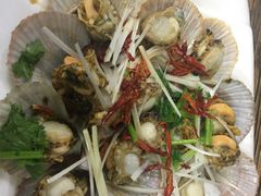 油泼扇贝-1910老鲁味海鲜·戳子肉·青岛菜(金沙滩店)