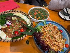 -老滇山寨•云南特色菜•地方菜•民族风情歌舞表演(金碧店)