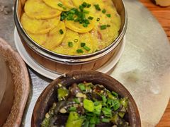 -郑件洋芋饭庄