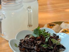 -山茶云南菜(永安里店)
