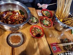 -拐枣巷小串串(财大店)