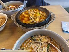 -丽丽三鲜螺蛳粉(田林路店)