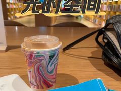 -新华文创·光的空间