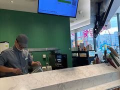 -奈雪的茶(优特汇店)
