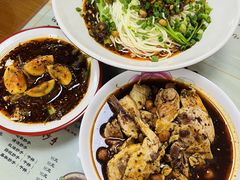 -杨大叔爱面子·四川小吃(岗头店)