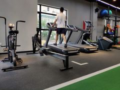 -Freedom Fitness私教健身俱乐部(徐虹北路店)