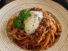 温泉蛋肉酱意面-橘酱餐厅
