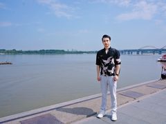 -人民防洪胜利纪念塔