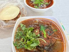 -天府米线笼笼肉夹馍(钟楼小区店)