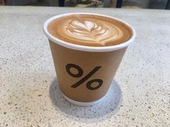 热的咖啡拿铁-% Arabica(京都东山店)