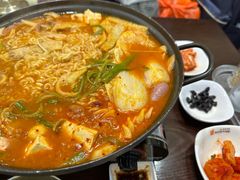 -釜山豚骨汤饭(芝罘万达广场店)