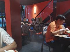 -虾弄弄海派小龙虾·牛羊蝎子火锅