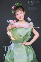 -小脚丫专业儿童摄影店