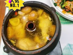 秋栗汽锅鸡-云海肴云南菜(曲江大悦城店)