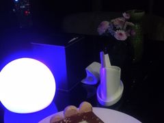 -唐拉雅秀酒店-西锦汇空中BBQ·思创餐厅