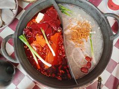 -赵美丽·重庆社区火锅·直营店(火车东站·中豪国际店)