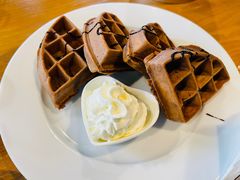 巧克力华夫饼-西山悦咖啡