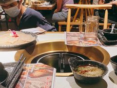 -哥老官重庆美蛙鱼头(西湖银泰十一哥店)