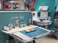 -康朴乐儿童学习桌椅(蓝色港湾店)