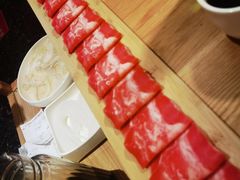 一米肥牛-捞三国黑牛火锅