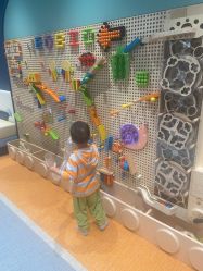 -奈尔宝家庭中心·亲子早教·派对餐厅(北京东坝万达店)