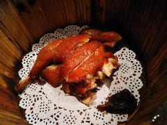-胡桃里音乐餐厅(陶溪川店)(川湘赣菜·世界百大酒庄直供红酒·音乐表演)