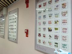 -粤港芭莎美容美发化妆学校