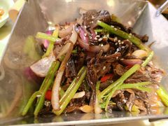 干锅香煸茶树菇-弄堂里(西溪龙湖天街店)
