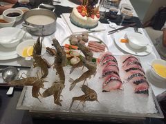 -红鼎豆捞·非遗鲍皇汤火锅(宝丰路店)