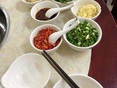 -瓦市黄羊群羊肉馆(火车站路店)