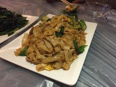 -覃记海鲜美食餐厅