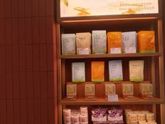 -奈雪的茶(市百一店)