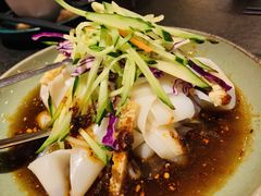 羊毛工镇凉皮-丝路金桃·新疆菜(徐汇店)